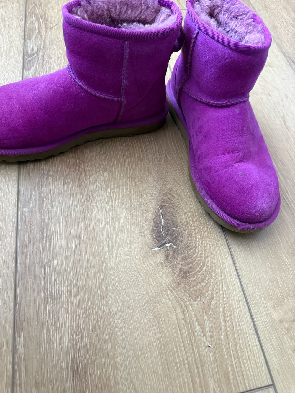 UGG Kids Bright Purple Suede Fleece-Lined Boots